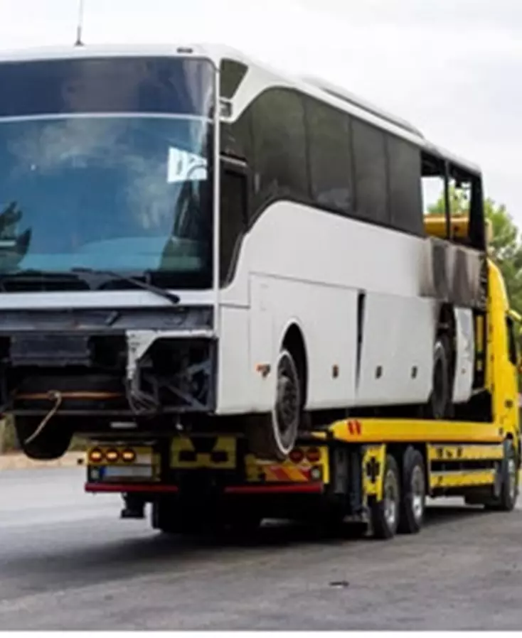 Tow Truck Services for Buses and RVs